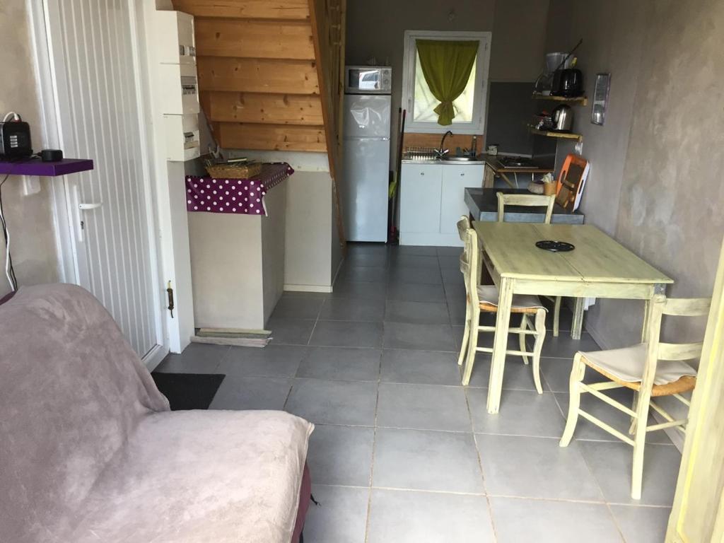 Accacia Home Ferrieres  Luaran gambar